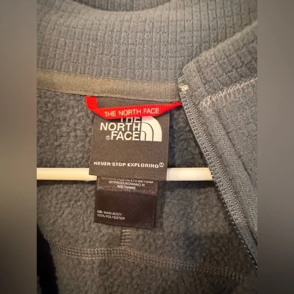 The North Face Gray Quarter-Zip Pullover - Picture 2 of 4